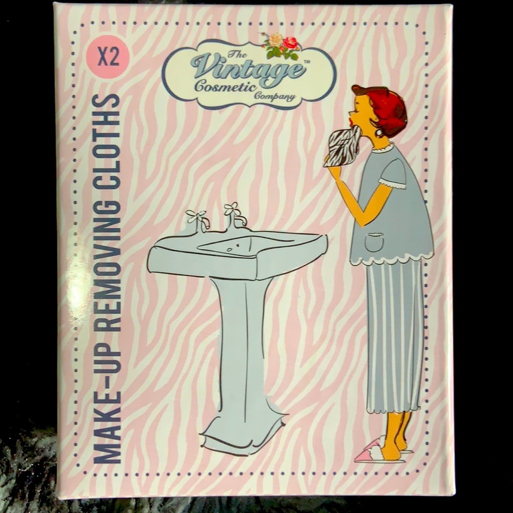 The Vintage Cosmetic Company Make-up Removing Cloths
